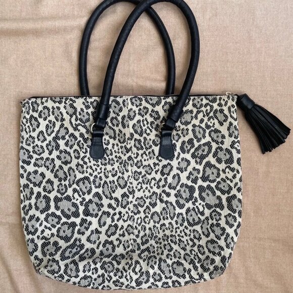See By Chloe Leopard purse shoulder bag in beige/black canvas & black leather - Picture 3 of 16